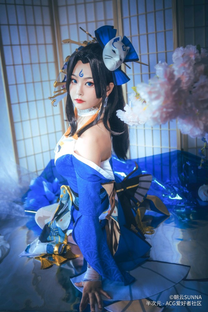 美女玩家cos:不知火舞魅语 coser:朝云